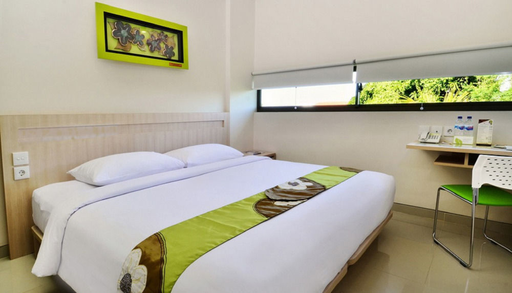 J Hotel Kuta Kuta Lombok Εξωτερικό φωτογραφία