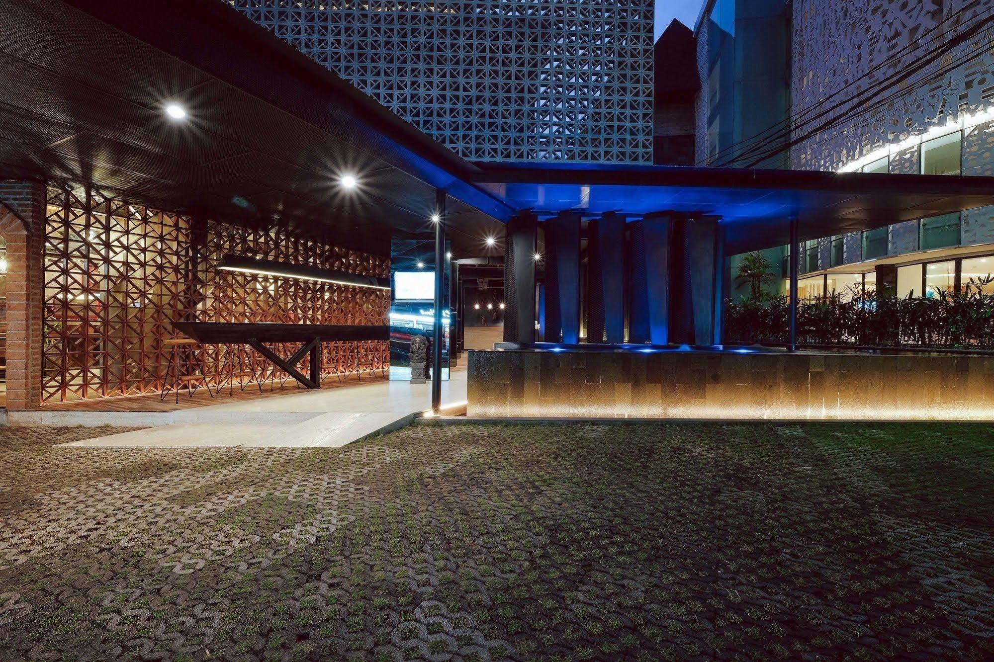 J Hotel Kuta Kuta Lombok Εξωτερικό φωτογραφία